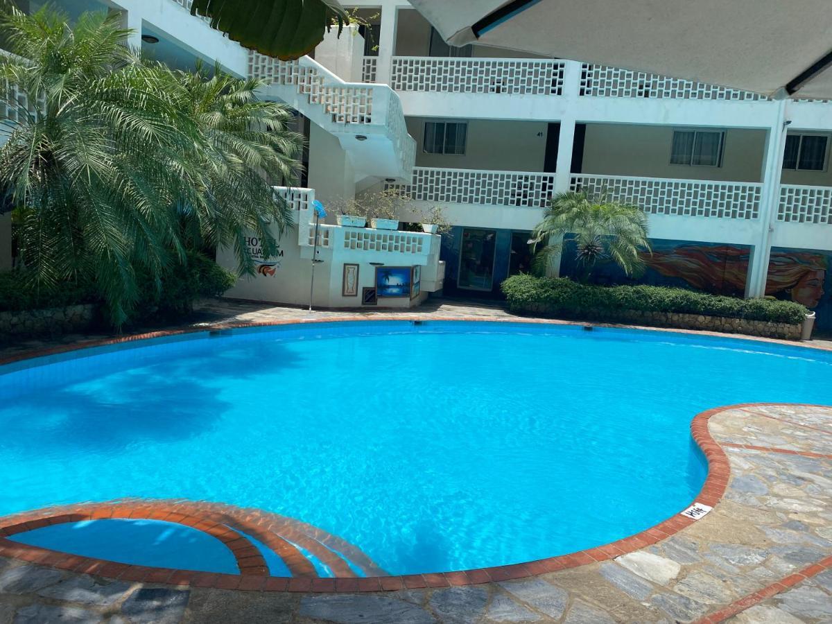 Acuarium Suite Resort La Viva Exterior foto
