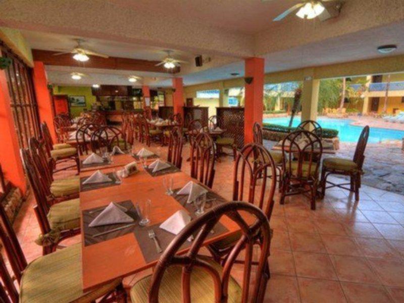 Acuarium Suite Resort La Viva Exterior foto
